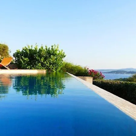 4* Pour 10 Pers Avec Piscine Privee, Clim, Parking, Proche - Fr-1-768-35 *