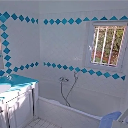 Villa 4* Pour 10 Pers Avec Piscine Privee, Clim, Parking, Proche - Fr-1-768-35